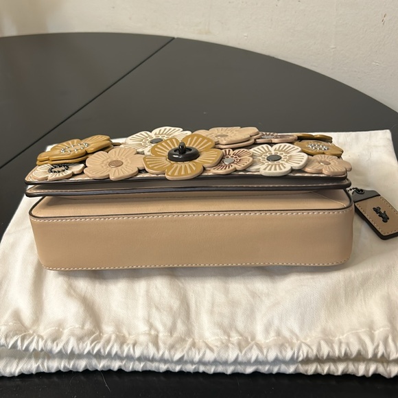 Coach Dinky Tea Rose Crossbody 38197 - Picture 6 of 14